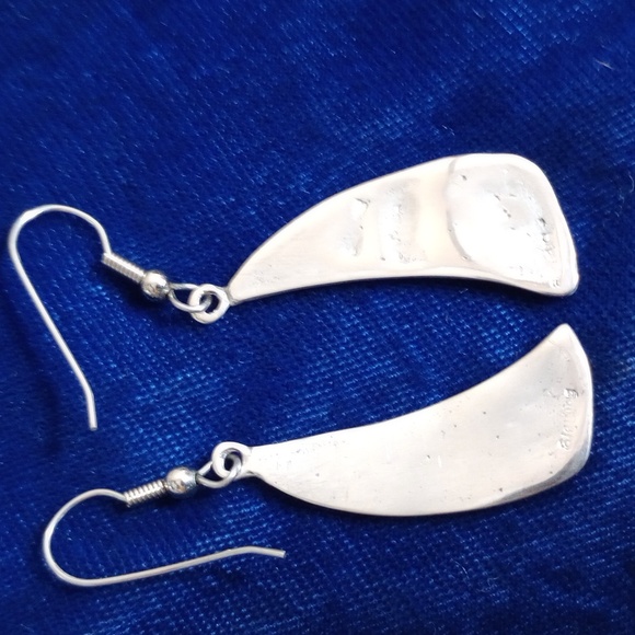 Sterling Silver Overlay Tribal Claw Design Dangle Earrings - Picture 6 of 13